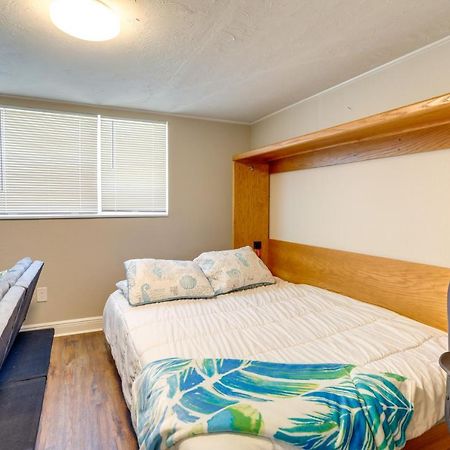 Pet-Friendly Gulfport Home Less Than 2 Mi To Beach St. Petersburg Kültér fotó
