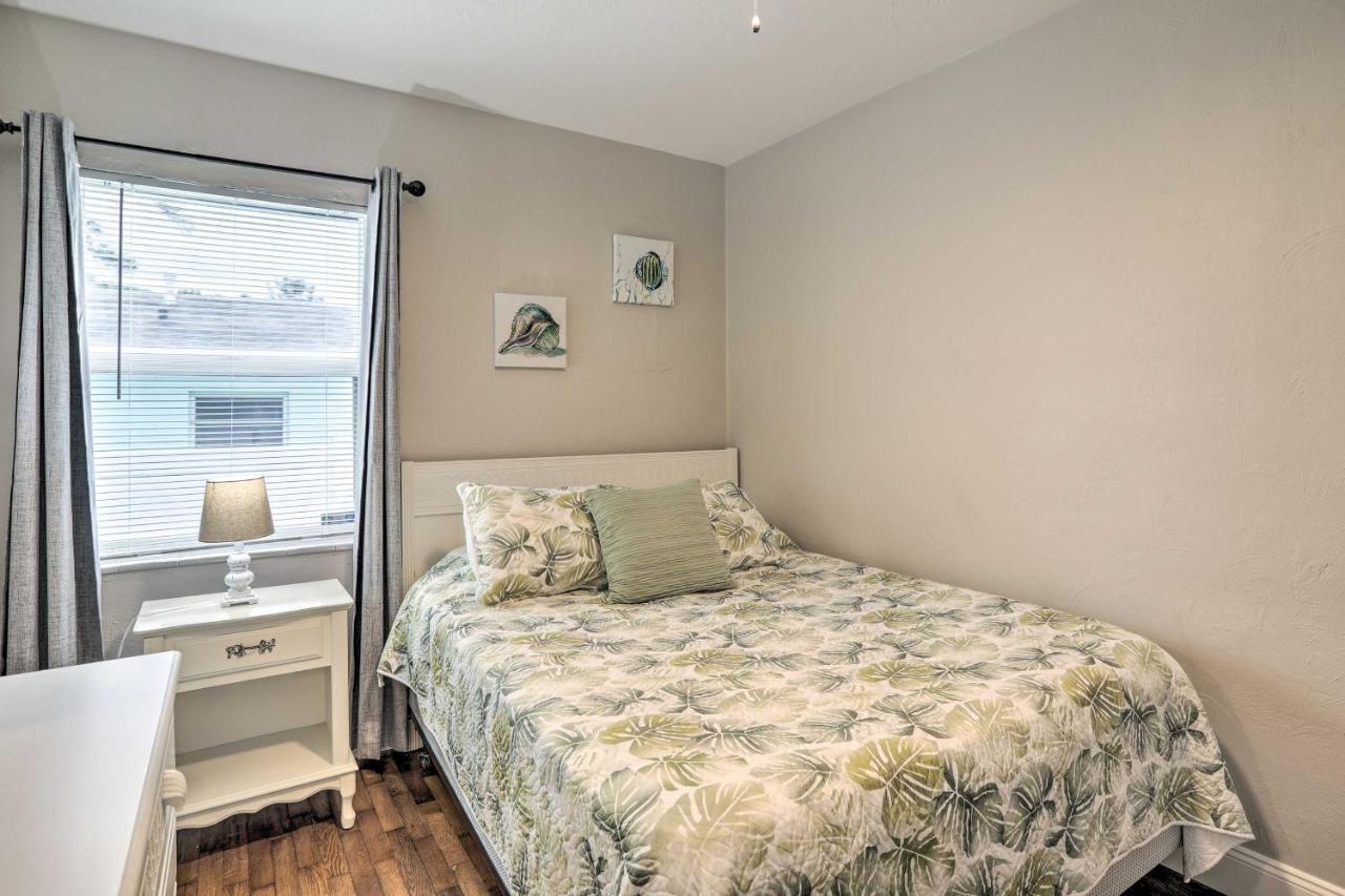 Pet-Friendly Gulfport Home Less Than 2 Mi To Beach St. Petersburg Kültér fotó