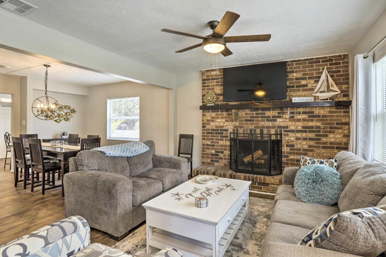 Pet-Friendly Gulfport Home Less Than 2 Mi To Beach St. Petersburg Kültér fotó